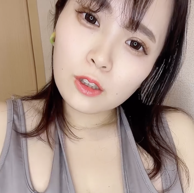 【巨乳】明日からダイエットする〜！ – かえでかぱい