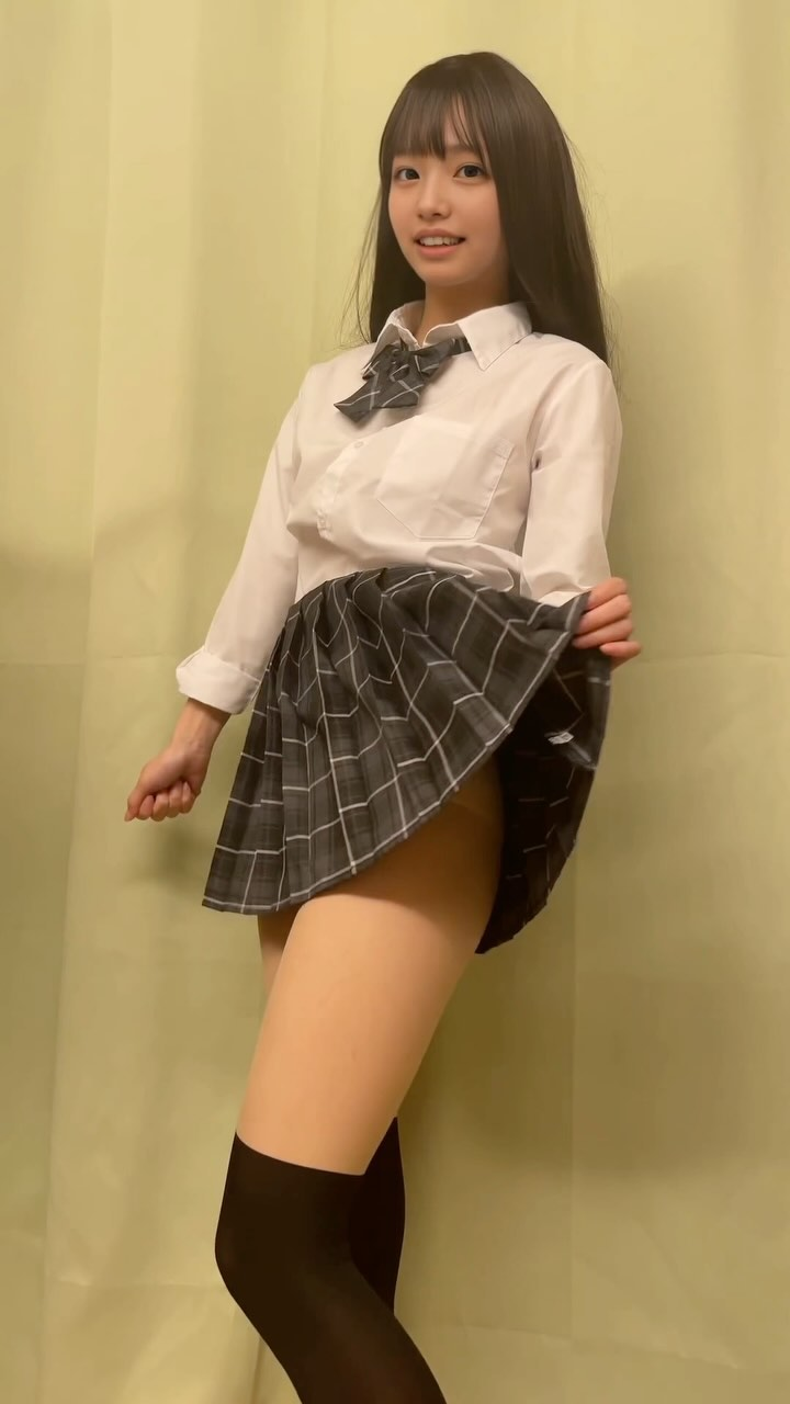 【絶対領域】♡モモちら…🙈 – 美咲🧸